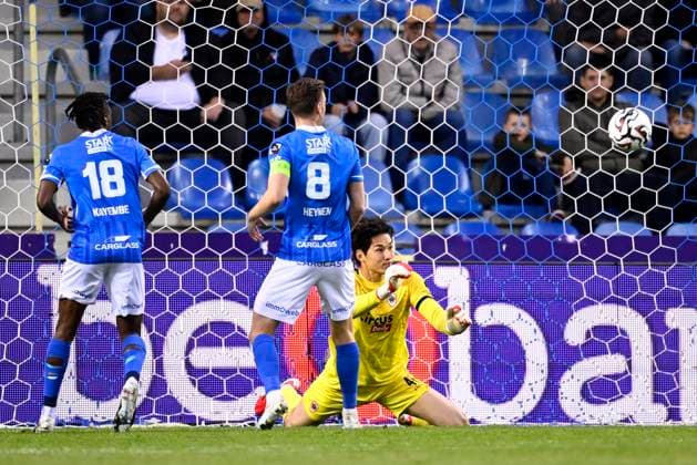 KRC Genk v Royal Antwerp FC - Jupiler Pro League Europe Play-Off GENK, BELGIUM - MAY 19 : Nozawa Brandon Taishi goalkeeper of Royal Antwerp FC during the Jupiler Pro League Europe Play-Off match between KRC Genk and Royal Antwerp FC on May 19, 2026 in Genk, Belgium, 19 05 2026 Genk Belgium  Copyright: xTomasxSiskx