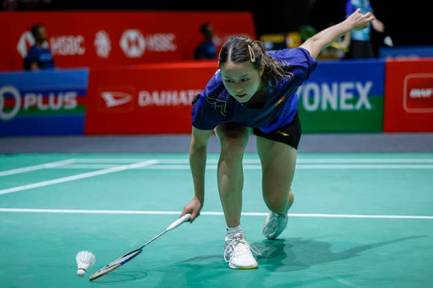 Perodua Malaysia Masters in Kuala Lumpur - 19 May 2026 Happy Lo Sin Yan of Hong Kong plays against Ni Kadek Dhinda Amartya Pratiwi of Indonesia (not pictured) during the Women s Singles qualifying match of the Perodua Malaysia Masters 2026 at Unifi Arena. Park Ga Eun won with scores; 15 22 21 : 21 20 7. Kuala Lumpur Malaysia Copyright: xWongxFokxLoyx xSOPAxImagesx 20260519_PDM_0203 copy