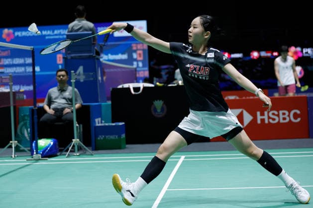 Perodua Malaysia Masters in Kuala Lumpur - 19 May 2026 Park Ga Eun of Korea plays against Aakarshi Kashyap of India (not pictured) during the Women s Singles qualifying match of the Perodua Malaysia Masters 2026 at Unifi Arena. Park Ga Eun won with scores; 15 22 21 : 21 20 7. Kuala Lumpur Malaysia Copyright: xWongxFokxLoyx xSOPAxImagesx 20260519_PDM_0375 copy