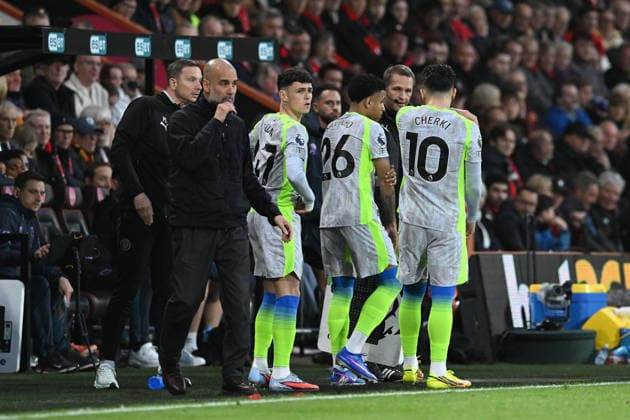 Bournemouth v Manchester City, Premier League Manchester City manager Pep Guardiola making a triple substitution during the Premier League match between Bournemouth and Manchester City at the Vitality Stadium, Bournemouth, UK on 19 May 2026. Bournemouth Vitality Stadium Dorset UK Editorial use only DataCo restrictions apply See www.football-dataco.com , Copyright: xGrahamxHuntx PSI-24285-0067