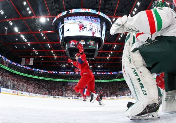 Russia Ice hockey, Eishockey Kontinental League Lokomotiv - Ak Bars 9169325 19.05.2026 Lokomotiv s Richard Panik celebrates his team s third goal scored by Byron Froese during the Kontinental Hockey League final play-off ice hockey match between Lokomotiv Yaroslavl and Ak Bars Kazan in Yaroslavl, Russia. Yuriy Kuzmin KHL POOL Sputnik Yaroslavl Russia  Copyright: xYuriyxKuzmin KHL POOLx