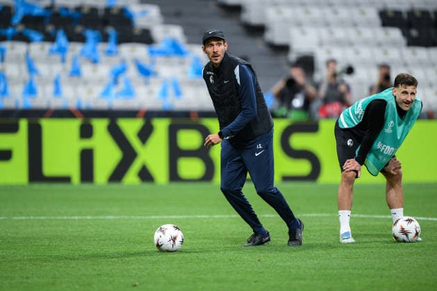 Freiburg completes preparations for Aston Villa match ISTANBUL, TURKIYE - MAY 19: Julian Schuster leads a training session at Tupras Stadium ahead of tomorrow’s UEFA Europa League match against England’s Aston Villa in Istanbul, Turkiye on May 19, 2026. Arif Hudaverdi Yaman Anadolu Istanbul Turkey. Editorial use only. Please get in touch for any other usage.  Copyright: x2026xAnadoluxArifxHudaverdixYamanx