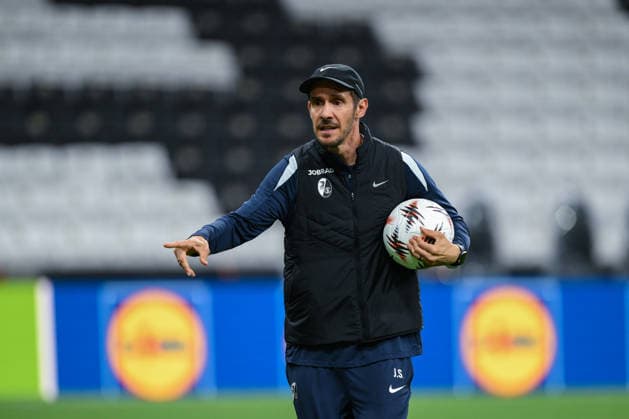 Freiburg completes preparations for Aston Villa match ISTANBUL, TURKIYE - MAY 19: Julian Schuster leads a training session at Tupras Stadium ahead of tomorrow’s UEFA Europa League match against England’s Aston Villa in Istanbul, Turkiye on May 19, 2026. Arif Hudaverdi Yaman Anadolu Istanbul Turkey. Editorial use only. Please get in touch for any other usage.  Copyright: x2026xAnadoluxArifxHudaverdixYamanx