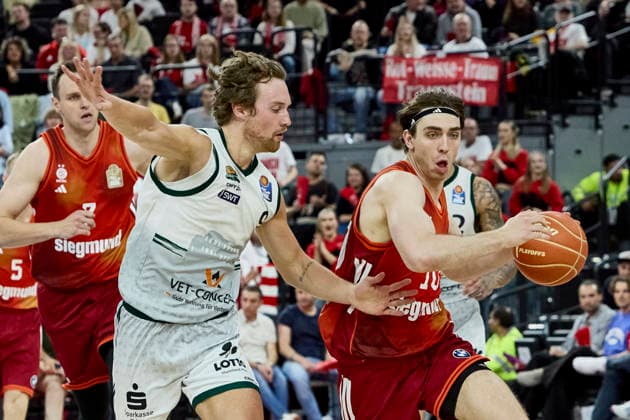 German Basketball Bundesliga BBL , FC Bayern Munich Basketball vs VET CONCEPT GLADIATORS Trier, Munich FC Bayern Basketball, Trier VET CONCEPT GLADIATORS, 2026 05 19 in Munich SAP Garden JESSUP Justinian FC Bayern Munich Basketball Shooting Guard SG Nr10 FCBB10 , HOLLERSBACHER Marco VET CONCEPT GLADIATORS TRIER Power Forward PF Nr9 TRI9 sportworld Munich SAP Garden Bayern Germany