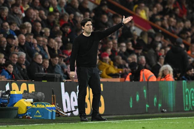 Bournemouth v Manchester City, Premier League AFC Bournemouth manager Andoni Iraola gestures during the Premier League match between Bournemouth and Manchester City at the Vitality Stadium, Bournemouth, UK on 19 May 2026. Bournemouth Vitality Stadium Dorset UK Editorial use only DataCo restrictions apply See www.football-dataco.com , Copyright: xGrahamxHuntx PSI-24285-0087