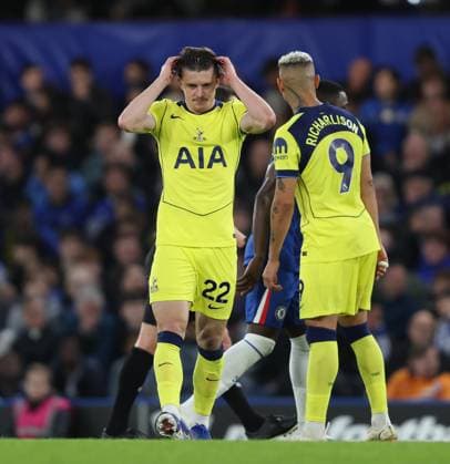 Premier League - Chelsea v Tottenham Hotspur LONDON, ENGLAND, MAY 19: Conor Gallagher of Tottenham Hotspur looks disappointed & dejected during the Premier League match between Chelsea v Tottenham Hotspur at Stamford Bridge Stadium, London, England, on May 19. (Photo by Daniel Weir) London Stamford Bridge Stadium England Copyright: xDanielxWeir SportsxPressxPhotox Sportspressphoto_SPR150262