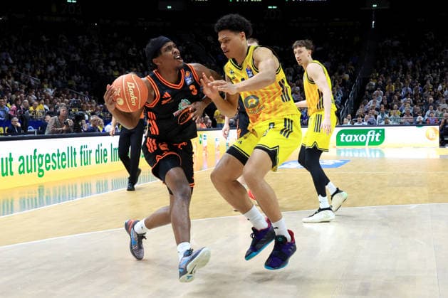 DEU, easyCredit BBL, ALBA vs Rasta Vechta, 19 05 2026, Uber Arena, Berlin, DEU, easyCredit BBL, ALBA vs Rasta Vechta, pictured Jack Kayil ALBA Berlin 7 , Malik Parsons RASTA Vechta 3 nordphotoxGmbHx xEngler nph00076