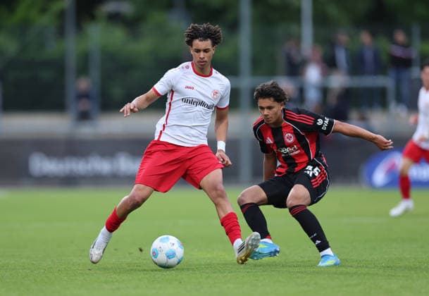 19 05 2026, Soccer test match, 125 years Rot Weiss Frankfurt, SG Rot Weiss Frankfurt Eintracht Frankfurt, v l , Djibril Diallo Ninian SG Rot Weiß Frankfurt , Marvin Dills Eintracht Frankfurt DFL DFB REGULATIONS PROHIBIT ANY USE OF PHOTOGRAPHS AS IMAGE SEQUENCES AND OR QUASI VIDEO xdcx Copyright: HMBxMedia Claus