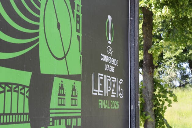 UEFA Conference League Final preparations in Leipzig, 19 05 26 Leipzig prepares for the UEFA Conference League Final Branding, flags and logos around the stadium, 19 05 26 Copyright: xBEAUTIFULxSPORTS JanxKaeferx