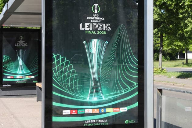 UEFA Conference League Final preparations in Leipzig, 19 05 26 Leipzig prepares for the UEFA Conference League Final Branding, flags and logos around the stadium, 19 05 26 Copyright: xBEAUTIFULxSPORTS JanxKaeferx