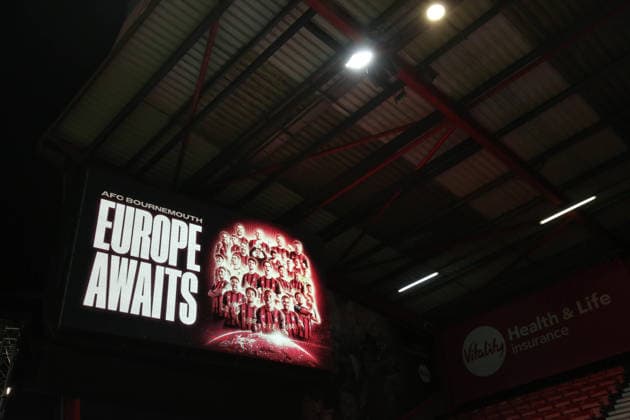 Bournemouth gegen Man City 19. Mai 2026, Bournemouth Premier League Fußball AFC Bournemouth gegen Manchester City Die Großleinwände verkünden Europa erwartet Foto Charlotte Wilson Abseits Bournemouth UK  Copyright: xCharlottexWilsonx xOffsidexOffside