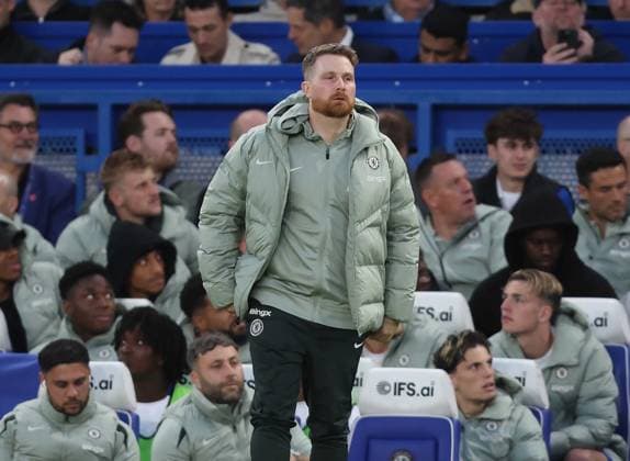Premier League - Chelsea v Tottenham Hotspur LONDON, ENGLAND, MAY 19: Calum McFarlane Manager of Chelsea during the Premier League match between Chelsea v Tottenham Hotspur at Stamford Bridge Stadium, London, England, on May 19. (Photo by Daniel Weir) London Stamford Bridge Stadium England Copyright: xDanielxWeir SportsxPressxPhotox Sportspressphoto_SPR150336