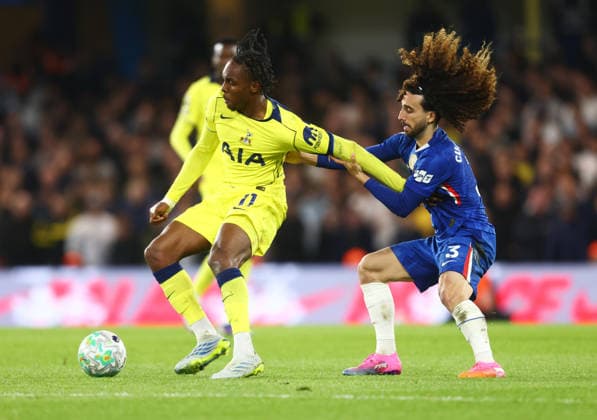 Chelsea v Tottenham Hotspurs, English Premier League, Stamford Bridge, London, UK - 19 05 2026 Mathys Tel of Tottenham Hotspurs holds off Marc Cucurella of Chelsea during the Premier League game at Stamford Bridge London Stamford Bridge London GBR, UK NEWSPAPERS OUT Copyright: xMarkxGreenwoodx