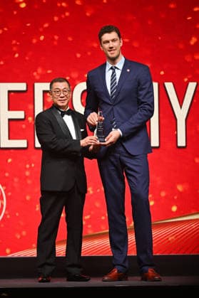 (L-R) Masaaki Okawa, Dmitriy Muserskiy, MAY 19, 2026 - Volleyball : 2025-26 SV.LEAGUE Award in Tokyo, Japan. Noxthirdxpartyxsales  aflo_331124942