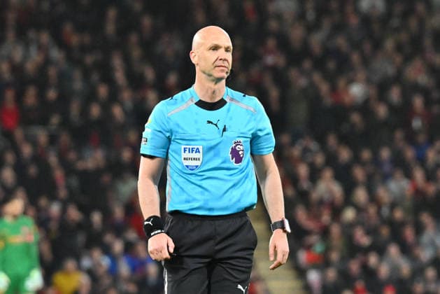 Bournemouth v Manchester City, Premier League Referee Anthony Taylor during the Premier League match between Bournemouth and Manchester City at the Vitality Stadium, Bournemouth, UK on 19 May 2026. Bournemouth Vitality Stadium Dorset UK Editorial use only DataCo restrictions apply See www.football-dataco.com , Copyright: xGrahamxHuntx PSI-24285-0336