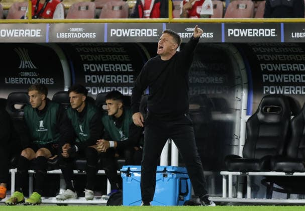 Independiente Santa Fe (COL) Vs Platense - Copa CONMEBOL Libertadores Walter Zunino, coach of Platense (ARG), is seen during Matchday 5 of Group E in the 2026 CONMEBOL Libertadores Cup at the Nemesio Camacho El Campin Stadium in Bogota, Colombia. Bogota Colombia  Copyright: xDanielxGarzonxHerazox originalFilename:garzonherazo-independ260519_nplNO.jpg