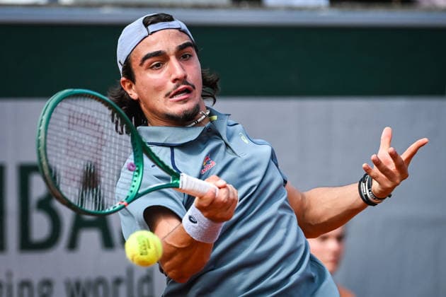 May 20, 2026, Paris, France, France: Daniel JADE of France during the third qualifying day of the Roland-Garros 2026, French Open 2026, Grand Slam tennis tournament at Roland-Garros Stadium on May 20, 2026 in Paris, France. Roland Garros 2026 - Qualifying Day 3  - ZUMAm308 20260520_zsp_m308_009 Copyright: xMatthieuxMirvillex