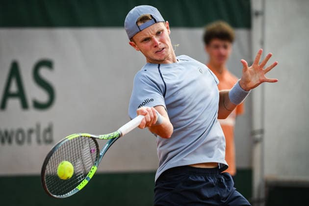 May 20, 2026, Paris, France, France: Jesper DE JONG of Netherlands during the third qualifying day of the Roland-Garros 2026, French Open 2026, Grand Slam tennis tournament at Roland-Garros Stadium on May 20, 2026 in Paris, France. Roland Garros 2026 - Qualifying Day 3  - ZUMAm308 20260520_zsp_m308_015 Copyright: xMatthieuxMirvillex