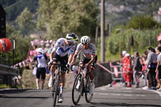 Spain™s Enric Mas Nicolau of Movistar Team and Ecuador™s Manuel Jhonatan Narvaez of UAE Team Emirates XRG during Stage 11 of the Giro d™Italia, from Porcari to Chiavari, Italy, Wednesday, May 20, 2026.  Copyright: xMarcoxAlpozzi LaPressex