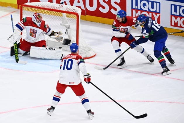 L-R Goalkeeper Dominik Pavlat (CZE) receiving the first goal, Roman Cervenka (CZE), Hajek Libor (CZE) and Nicholas Saracino (ITA) in action during the 2026 IIHF World Championship, WM, Weltmeisterschaft Group B, match Czechia vs Italy, Fribourg, Switzerland, on May 20, 2026. (CTKxPhoto RadekxPetrasek) CTKPhotoP2026052007980  CTKPhotoP2026052007980
