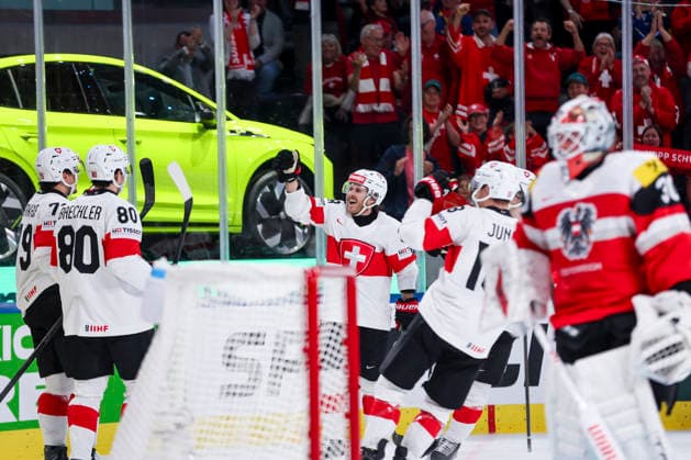 Ice hockey, Eishockey - IIHF WC 2026 ZURICH,SWITZERLAND,20.MAY.26 - ICE HOCKEY - IIHF Ice Hockey World Championship, WM, Weltmeisterschaft 2026, group stage, Austria vs Switzerland. Image shows the rejoicing of Team SUI.  GEPAxpictures xMaticxKlansek