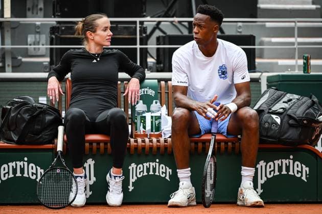 May 20, 2026, Paris, France, France: Elina SVITOLINA of Ukraine and Gael MONFILS of France during a training session of the Roland-Garros 2026, French Open 2026, Grand Slam tennis tournament at Roland-Garros Stadium on May 20, 2026 in Paris, France. Paris France - ZUMAm308 20260520_zsp_m308_062 Copyright: xMatthieuxMirvillex