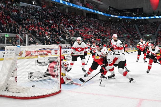 ZURICH, SWITZERLAND MAY 20 Nico Hischier of Switzerland scores a goal against goalkeeper David Kickert of Austria during the 2026 IIHF Ice Hockey World Championship Switzerland game between Austria and Switzerland at Swiss Life Arena on May 20, 2026 in Zurich, Zurich Zurich Swiss Life Arena Zurich Switzerland Switzerland Copyright: xJustPictures.ch AndreaxBrancax jp-en-EuSpIm-JP7_ANB_Aut_Swi_20052026_7006A