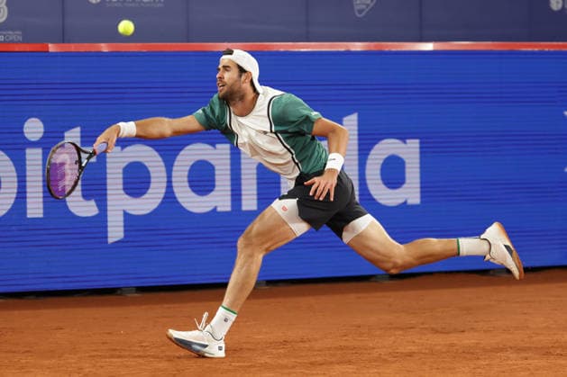 2026 05 20, xFSx, Bitpanda Open Hamburg ATP500, round of 16, mens tennis tournament in Hamburg , Am Rothembaum in Hamburg , Karen Khachanov plays a forehand Copyright: HMBxMedia FernandoxSoares