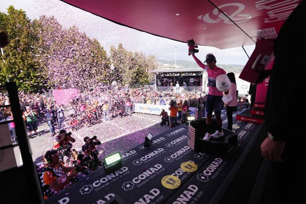 Portugal™s Afonso Oliveira Eulalio of Bahrain Victorious. pink jersey during Stage 11 of the Giro d™Italia, from Porcari to Chiavari, Italy, Wednesday, May 20, 2026.  Copyright: xFabioxFerrari LaPressex