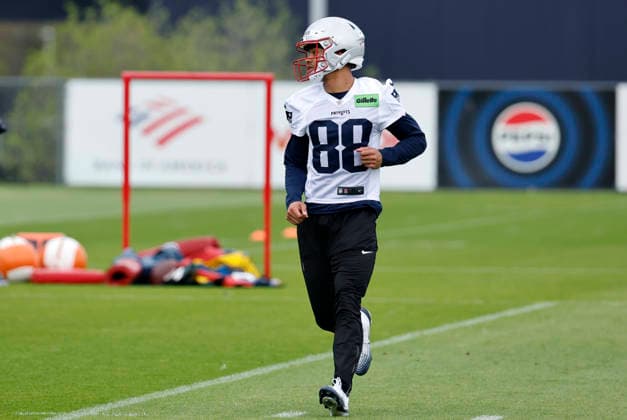 FOXBOROUGH, MA - MAY 09: Cameron Dorner 88 of the New England Patriots during New England Patriots rookie camp on May 9, 2026, at Gillette Stadium in Foxborough, Massachusetts. (Photo by Fred Kfoury III Icon Sportswire) NFL, American Football Herren, USA MAY 09 New England Patriots Workout EDITORIAL USE ONLY Icon482260509080