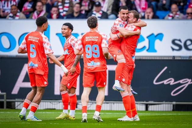 TILBURG , 20-05-2026 , Koning Willem II Stadium , season 2025 2026 , Dutch Keuken Kampioen Divisie football , First leg of the Keuken Kampioen Play-Offs final , match between Willem II and FC Volendam , picture shows FC Volendam player Henk Veerman celebrate his goal after he scores the 0-2 Willem II - Volendam (play off)  x203842635x Copyright: