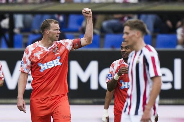 TILBURG - Henk Veerman of FC Volendam celebrates the 0-2 during the promotion relegation play-off final match between Willem II and FC Volendam at the Koning Willem II Stadion on May 20, 2026, in Tilburg, the Netherlands. TOBIAS KLEUVER ANP Play-offs Promotion Relegation - FINAL 2025-2026 xVIxANPxSportx xxANPxIVx 558867918 originalFilename: 558867918.jpg