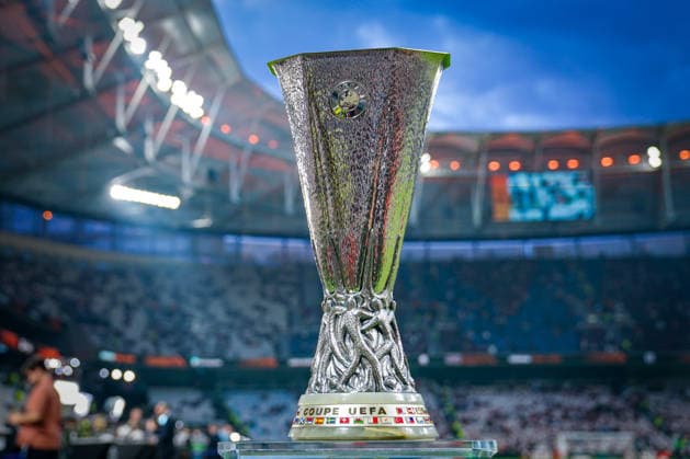 Turkey Football UEFA Europa League 2025 2026, Final in Istanbul SC Freiburg vs Aston Villa Tüpras Stadyumu Istanbul Cup, Europa League Trophy, Coupe UEFA, Silver Cup, Final, Istanbul Final 2026, soccer, UEFA branding, Tüpras Stadyumu, stadium, floodlight, major event, international soccer, SC Freiburg, Aston Villa, title match, final, sports photography, symbolic image, winners cup, European club soccer, media image, reportage, soccer history, emotions, Turkey news Copyright: xJOERANxSTEINSIEKx