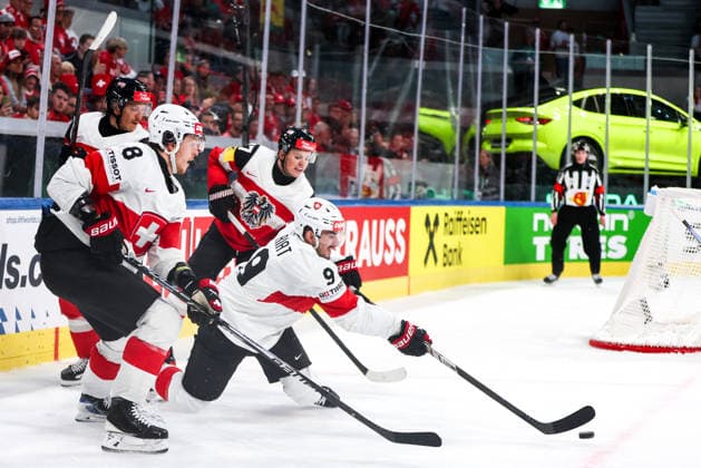 Ice hockey, Eishockey - IIHF WC 2026 ZURICH,SWITZERLAND,20.MAY.26 - ICE HOCKEY - IIHF Ice Hockey World Championship, WM, Weltmeisterschaft 2026, group stage, Austria vs Switzerland. Image shows Damien Riat (SUI).  GEPAxpictures xMaticxKlansek