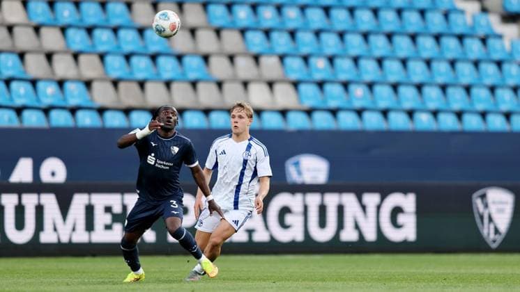 Final U19 Westfalenpokal VfL Bochum FC Schalke 04 FOR EDITORIAL PURPOSES ONLY p L R Darnell Keumo VfL Bochum in a duel with Silas Thier FC Schalke 04 during the U19 Westfalenpokal Final between VfL Bochum and FC Schalke 04 on May 20, 2026 at Vonovia Ruhrstadion in Bochum Germany Nordrhein Westfalen Bochum Copyright ChristofxKöpsel Copyright: ChristofxKöpsel doc85xix6bu46azf4a4fz1 ,EDITORIAL USE ONLY Copyright: ChristofxKöpsel