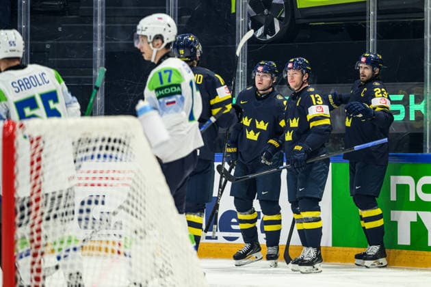 260520 Lucas Raymond, Carl Grundström, and Oliver Ekman Larsson of Sweden celebrating the 1 0 goal during the 2026 IIHF Ice Hockey World Championship between Sweden and Slovenia on May 20, 2026 in Fribourg Photo Jesper Zerman BILDBYRAN kod JZ JZ0722 ishockey ice hockey ishockey vm 2026 vm 2026 iihf world championship sverige sweden slovenia bbeng bbauto jubel  Copyright: JESPERxZERMAN BB260520JZ069