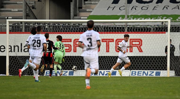 20 05 2026, xjhx, football test match, SV Sandhausen Eintracht Frankfurt v l Marvin Schulz SV Sandhausen Goal scored, scored the goal to 2 1 DFL DFB REGULATIONS PROHIBIT ANY USE OF PHOTOGRAPHS as IMAGE SEQUENCES and or QUASI VIDEO Sandhausen