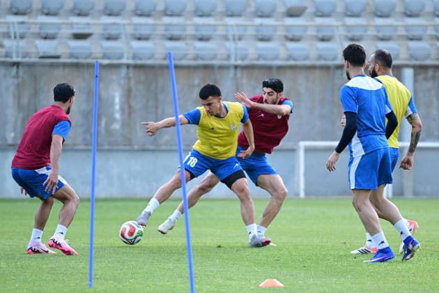 Iranian national football team s training ANTALYA, TURKIYE - MAY 20: Iran s national football team continues its training camp ahead of the 2026 FIFA World Cup, WM, Weltmeisterschaft, Fussball which will be held in the United States, Canada and Mexico, in Antalya, Turkiye on May 20, 2026. The team held an evening training session at the Titanic Sports Complex under head coach Amir Ghalenoei. In the mostly media-open session, players carried out warm-up exercises followed by coordination, agility, and small-sided passing drills. Orhan Cicek Anadolu Antalya Turkey. Editorial use only. Please get in touch for any other usage.  Copyright: x2026xAnadoluxOrhanxCicekx