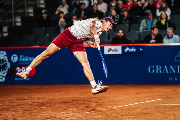 Tennis Men bitpanda Hamburg Open ATP 500 Alejandro Davidovich Fokina ESP vs Alex De Minaur AUS 20 05 2026 Alex De Minaur after serve Hamburg Tennisstadion am Rothenbaum Hamburg Germany