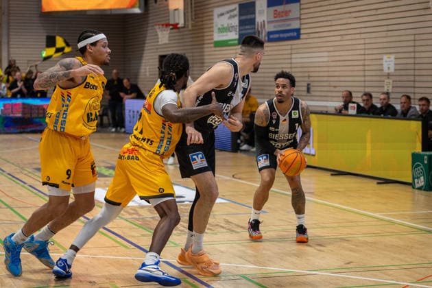 Tylan James Pope Bozic Estriche Knights Kirchheim, 09 Tyrel Maurice Morgan Bozic Estriche Knights Kirchheim, 11 Viktor Kovacevic Giessen 46ers, 25 Daniel Alexander Norl Giessen 46ers, 01 GER, Bozic Estriche Knights Kirchheim vs Giessen 46ers, BARMER 2 Basketball Bundesliga, Playoffs Semifinal Game 1, Season 2025 2026, 20 05 2026 GER, Bozic Estriche Knights Kirchheim vs Giessen 46ers, BARMER 2 Basketball Bundesliga, Playoffs Semifinal Game 1, Season 2025 2026, 20 05 2026 Goeppingen Copyright: xEibner-Pressefoto NinaxSanderx EP_NSR