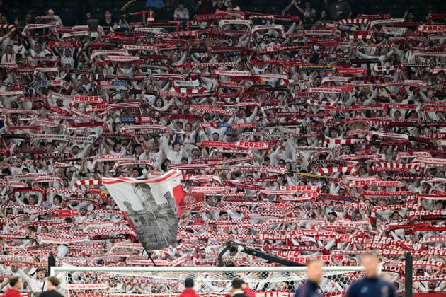 Ahead of UEFA Europa League final - Freiburg v Aston Villa ISTANBUL, TURKIYE - MAY 20: Freiburg supporters cheer for their team ahead of the UEFA Europa League final match between Freiburg and Aston Villa at Besiktas Park in Istanbul, Turkiye, on May 20, 2026. Serhat Cagdas Anadolu Istanbul Turkey. Editorial use only. Please get in touch for any other usage.  Copyright: x2026xAnadoluxSerhatxCagdasx