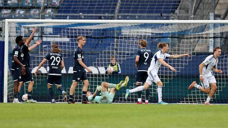 Final U19 Westfalenpokal VfL Bochum FC Schalke 04 FOR EDITORIAL PURPOSES ONLY p Ben Weber FC Schalke 04 R has scored the goal to 1 3 during the U19 Westfalenpokal Final between VfL Bochum and FC Schalke 04 on May 20, 2026 at Vonovia Ruhrstadion in Bochum Germany Nordrhein Westfalen Bochum Copyright ChristofxKöpsel Copyright: ChristofxKöpsel doc85xjoxe8y52tknizuqs ,EDITORIAL USE ONLY Copyright: ChristofxKöpsel