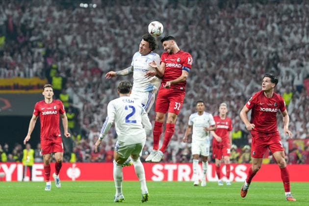 Vincenzo Grifo SC Freiburg, 32 Header , Turkey, Football, UEFA Europa League, Final, 2025 2026, SC Freiburg vs Aston Villa, 20 05 2026, Tüprasü Stadium, Besiktasü Park, Istanbul Istanbul Tüprasü Stadium, Besiktasü Park Istanbul Turkey Copyright: xArnexAmbergx