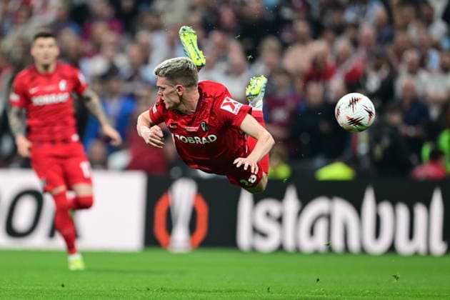 Freiburg v Aston Villa - UEFA Europa League final ISTANBUL, TURKIYE - MAY 20: Freiburg s Matthias Ginter (28) in action during the UEFA Europa League final match between Freiburg and Aston Villa at Besiktas Park in Istanbul, Turkiye, on May 20, 2026. Oguz Yeter Anadolu Istanbul Turkey. Editorial use only. Please get in touch for any other usage.  Copyright: x2026xAnadoluxOguzxYeterx