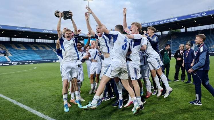 Final U19 Westfalenpokal VfL Bochum FC Schalke 04 FOR EDITORIAL PURPOSES ONLY p Schalke celebrates the 5 2 victory after the U19 Westfalenpokal Final between VfL Bochum and FC Schalke 04 on May 20, 2026 at Vonovia Ruhrstadion in Bochum Germany Nordrhein Westfalen Bochum Copyright ChristofxKöpsel Copyright: ChristofxKöpsel doc85xkc68jj11htw2saj8 ,EDITORIAL USE ONLY Copyright: ChristofxKöpsel