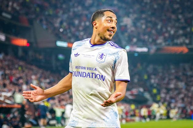 Turkey Football UEFA Europa League 2025 2026, Final in Istanbul SC Freiburg vs Aston Villa Tüpras Stadyumu Istanbul Goal and goal celebration to 1 0 by Youri Tielemans Aston Villa, 8 joy, emotions, cheering, gesture, gesture, emotion, facial expression, emotion Copyright: xJOERANxSTEINSIEKx
