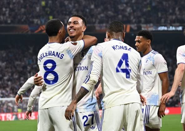 Freiburg v Aston Villa - UEFA Europa League final ISTANBUL, TURKIYE - MAY 20: Youri Tielemans (8) of Aston Villa celebrates his goal with teammates during the UEFA Europa League final match between Freiburg and Aston Villa at Besiktas Park in Istanbul, Turkiye, on May 20, 2026. Oguz Yeter Anadolu Istanbul Turkey. Editorial use only. Please get in touch for any other usage.  Copyright: x2026xAnadoluxOguzxYeterx