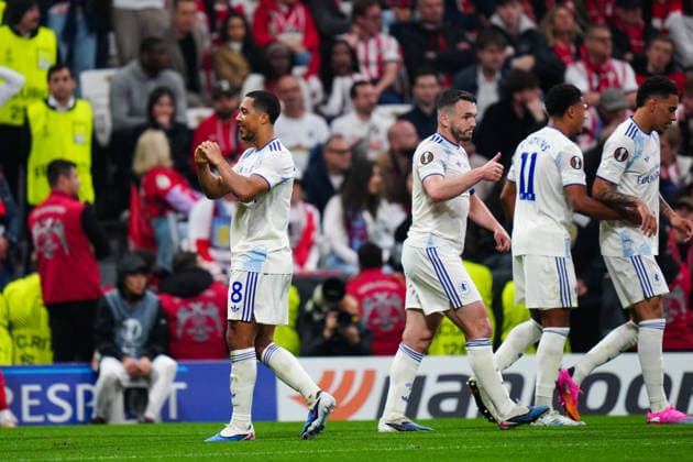 Freiburg v Aston Villa - UEFA Europa League final ISTANBUL, TURKIYE - MAY 20: Youri Tielemans (8) of Aston Villa celebrates his goal with teammates during the UEFA Europa League final match between Freiburg and Aston Villa at Besiktas Park in Istanbul, Turkiye, on May 20, 2026. Hakan Akgun Anadolu Istanbul Turkey. Editorial use only. Please get in touch for any other usage.  Copyright: x2026xAnadoluxHakanxAkgunx