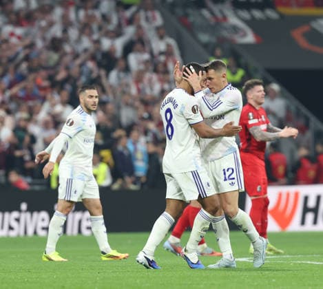 May 20, 2026, Istanbul, Besiktas, ToÂ¼rkiye: Goal the Youri Tielemans of Aston Villa During the football match between Aston Villa vs Freiburg valid for the UEFA Europa League Final, on 20 05 2026 at the Vodafone Arena stadium in Istanbul Aston Villa Vs Friburgo  - ZUMAs236 20260520_aap_s236_043 Copyright: xFabioxSassox