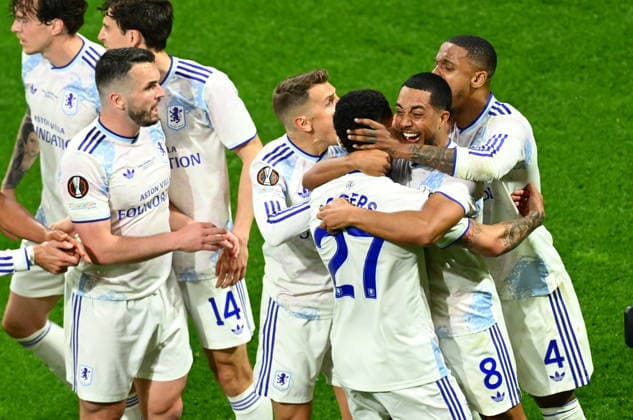 Freiburg v Aston Villa - UEFA Europa League final ISTANBUL, TURKIYE - MAY 20: Youri Tielemans (8) of Aston Villa celebrates his goal with teammates during the UEFA Europa League final match between Freiburg and Aston Villa at Besiktas Park in Istanbul, Turkiye, on May 20, 2026. Arif Hudaverdi Yaman Anadolu Istanbul Turkey. Editorial use only. Please get in touch for any other usage.  Copyright: x2026xAnadoluxArifxHudaverdixYamanx